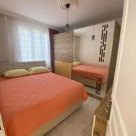Дом отдыха Holiday In Кушадасы